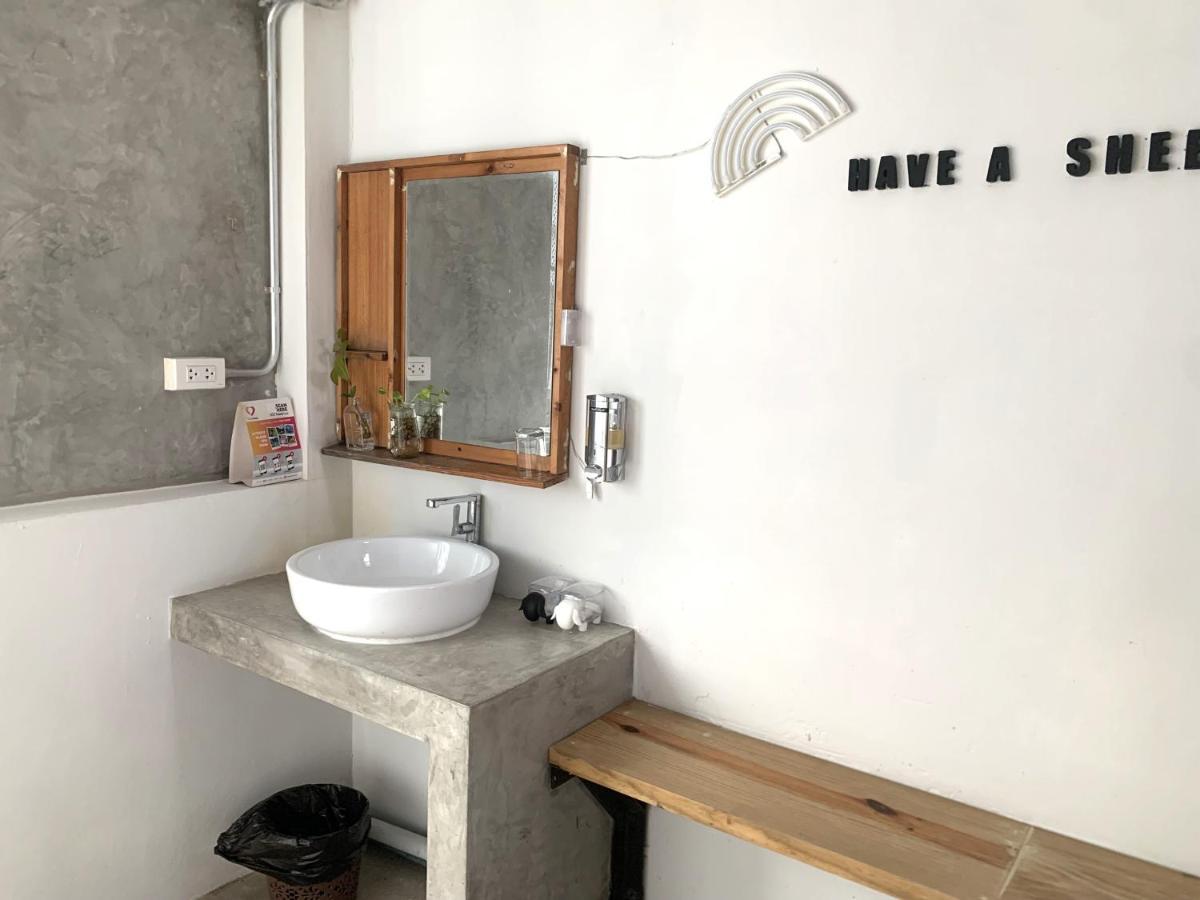 Sleep Sheep Phuket Hostel Sha Exterior photo